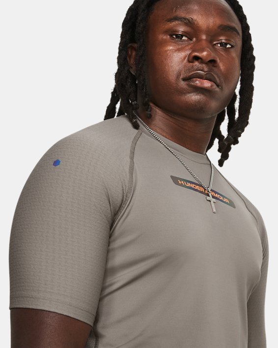 Men's UA RUSH™ SmartForm 2.0 Short Sleeve in Gray image number 5